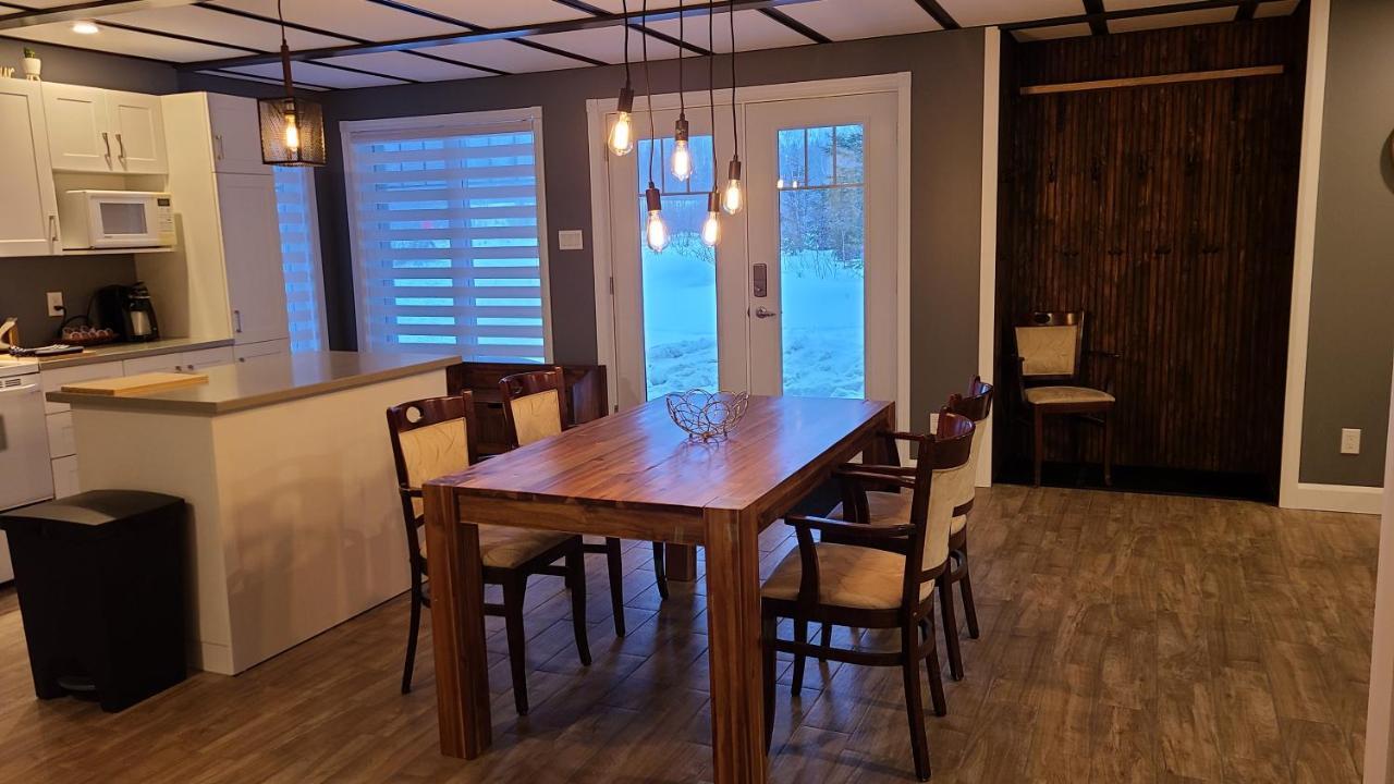 LʼAnse-Saint-Jean Condo-Chalet De La Vallee D'Edouard מראה חיצוני תמונה